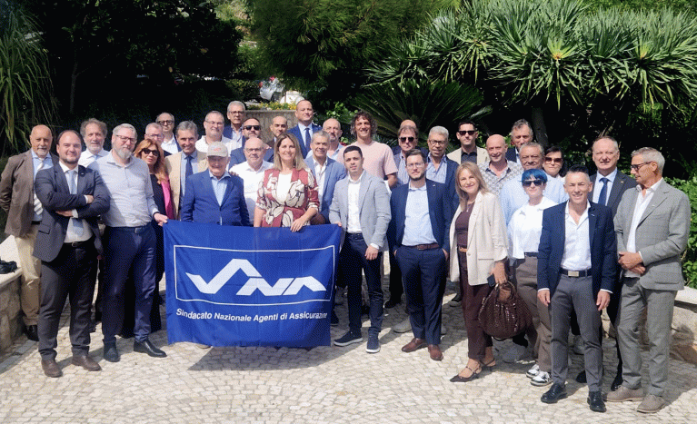 Una giornata di confronto per gli agenti di assicurazione organizzata dalla sezione Provinciale Sna di Latina